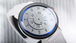 Za špeciálnymi hodinkami NASA sa len tak zaprášilo: Vypredali sa do minúty