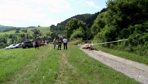 Vo Veľkom Poli sa zrazili dvaja motorkári. Jeden zomrel, druhý bojuje o život