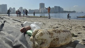 Špinavé Rio de Janeiro. Kórejský windsurfista skončil v nemocnici