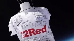 Miloval futbal a vesmír, kamaráti si ho po smrti poctili