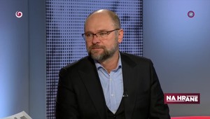 Minister hospodárstva dostal politicky "po nose": Budeme postupovať  jednotne s EÚ, odkázal premiér Heger