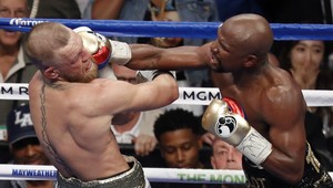 Mayweather proti McGregorovi zarobil 178-tisíc dolárov za sekundu