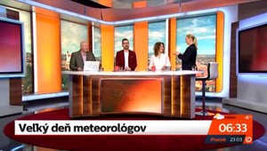 Prekvapenie v živom vysielaní, meteorológ Jurčovič dostal nečakaný darček