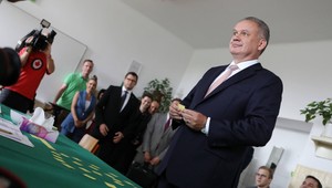 Stranu prezidenta Kisku by podľa prieskumu volila až štvrtina voličov