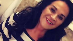 Gregorová sa skrýva a ruší kšefty