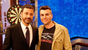 VIDEO: Inžinier z NASA má schopnosti Ježiša. Obyčajný piesok premenil v bublajúcu tekutinu