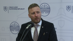 Očkovaní ako geneticky upravená kukurica? Kotlárovú správu preveria odborníci