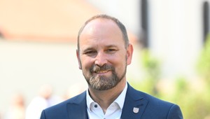 Predsedom Združenia samosprávnych krajov SK8 ostáva Jozef Viskupič