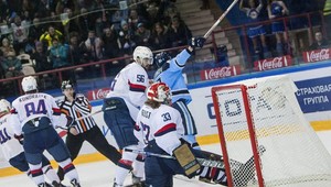 Slovan získal bod. V Novosibirsku prehral po nájazdoch