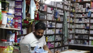 Sirup proti kašľu otrávil už vyše 140 detí. Liek sa stále predáva