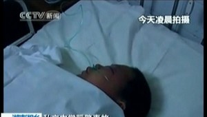 Pri tlačenici v čínskej škole zahynulo osem detí