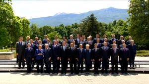 V boji o clá stavila Únia na jednotu. Američanom ponúka ústupky, no nie zadarmo