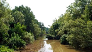 V Ptrukši na východe Slovenska majú unikátny most