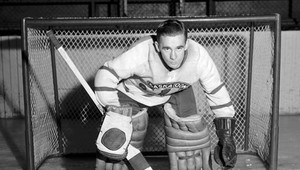 Emile "Mačka" Francis hľadá svoju stratenú manželku