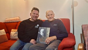 Objavil ženy z prvého transportu, o ktorých sa nevedelo, že prežili. Učte a odhaľujte s deťmi miestnu históriu, lepšie pochopia tú svetovú. Ako učí stredoškolský učiteľ, ktorého študenti vyhrávajú dejepisné súťaže