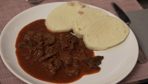 Hlavné jedlo: Pokrm Slovensko – Maďarsko židovského priateľstva