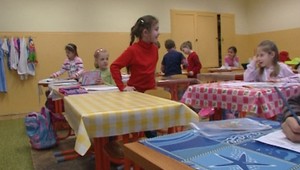 Nedostatok pohybu a sladkosti ovplyvňujú výsledky v škole