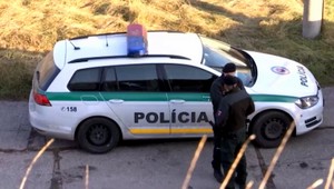 Mŕtvu ženu našli v garáži rodinného domu, išlo a samovraždu?