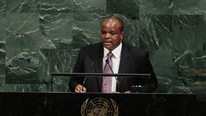 Mýlia si ich so Švajčiarskom, kráľ preto rozhodol, že sa budú volať inak