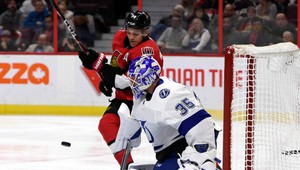 Gól hlavou v hokeji? Pre útočníka Ottawy žiaden problém