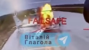 1199. deň na Ukrajine: Ukrajina sa hlási k úspešným útokom na dve ruské letiská