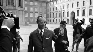 22 ROKOV PO. 28. 12. 1989 - Dubček predsedom parlamentu