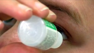 Podráždilo vám slnko oči? Takto ich ošetríte