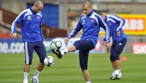 Pred Gréckom: Weiss ml. je v poriadku, trénoval aj Škrtel