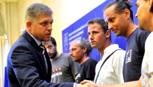 Irán prepustil zvyšných slovenských paraglajdistov