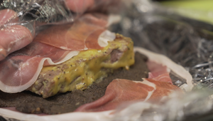 Hlavné jedlo:  Do you speak english?