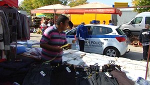 Bitka znepriatelených rodín. Rumuni zmenili trh na ring