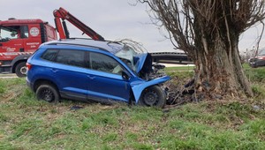 FOTO: Tragická nehoda v Trnavskom kraji, vodič bol na mieste mŕtvy
