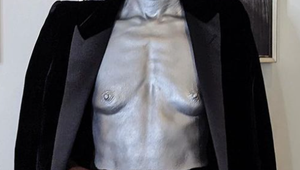 Herečka šokovala na odovzdávaní cien! Rozopla sako a ukázala VŠETKO!