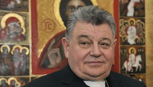 Kardinála Duku znovu hospitalizovali v nemocnici. Jeho stav je vážny