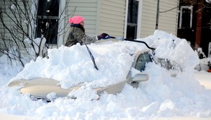 USA trápi sneh, niekoľko metrov naváľalo v New Yorku aj Buffale