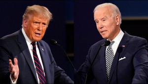 Trump a Biden majú za sebou prvé kolo debát, plné bolo chaosu a osobných urážok