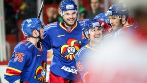 Nový svetový fenomén Mannequin Challenge! Podľahli aj športovci