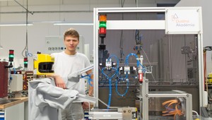 Duálna akadémia: Na strednej škole sa vzdelávajú aj zarábajú