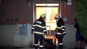 Z bytu v Spišskej Novej Vsi sa šíril silný zápach. Polícia v ňom našla telo mŕtveho muža