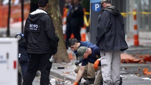 Podozrivého Afganca obvinili z pokusu o vraždu piatich amerických policajtov