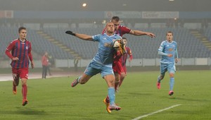 Slovan otočil duel so Senicou, prestrelka v Podbrezovej