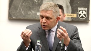 Premiér otvorí tému transakčnej dane na koaličnej rade koncom týždňa