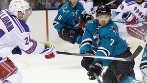 VIDEO: Stuart dostal trojzápasový dištanc za útok na Nasha