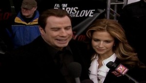 Drsný Travolta je postrachom parížskych teroristov