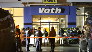 Po roztržke v supermarkete muž pobodal tínedžera. Po útoku zahynul