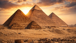 Hudobník tvrdí: Egyptské pyramídy postavili pomocou zvuku