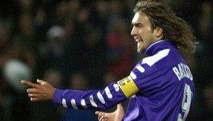 Batistuta sa vracia do Argentíny, oblečie dres Bocy Juniors