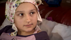 Bojovníčka Saška je viac na onkológii než doma: Najviac plakala, keď prišla o vlásky!