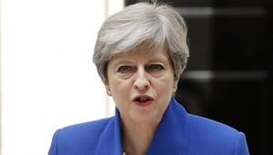 Premiérka Theresa May požiadala šéfa Európskej rady o odklad brexitu