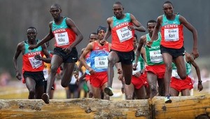 Vzbura! Kenskí športovci okupovali národnú federáciu v Nairobi